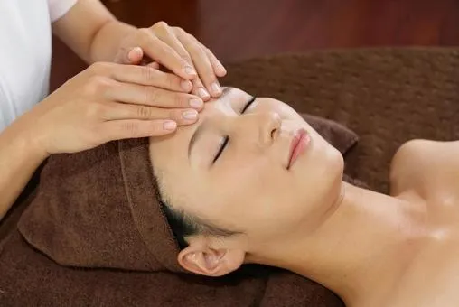 筋膜ケアって痛い？施術がご不安な方へ